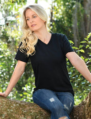 Sapphire V-Neck With Lilly Fishing For Compliments On Cream Twill - JennaBenna